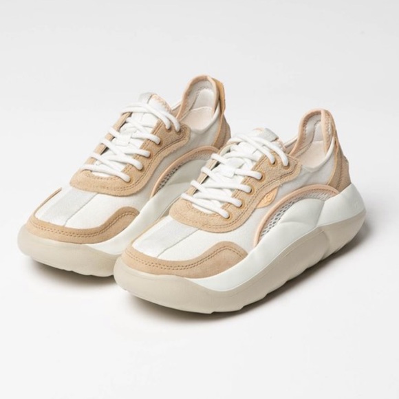 UGG Shoes - UGG | La Cloud Low Peach Fuzz Sneaker Size 7.5 NEW